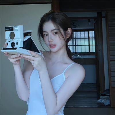 珊珊小传
